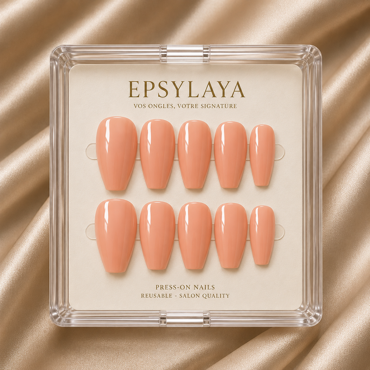 Press-on nails Rose Ballerine posés sur la main, Epsylaya Suisse