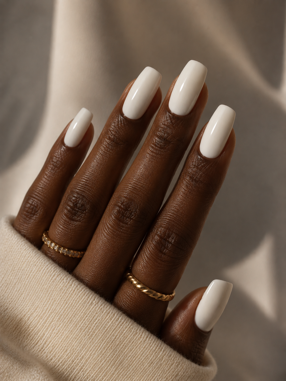 Press-on nails Blanc perle nacré, forme carrée, Epsylaya Suisse – vue 2