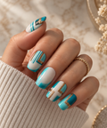 Press-on nails Riviera, nail art turquoise et doré, Epsylaya Suisse – vue 1